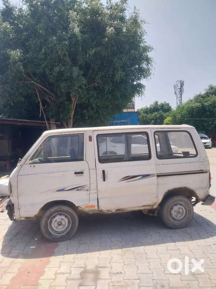 Maruti Suzuki Omni 2014 Model ,petrol + Cng, Documents Available.