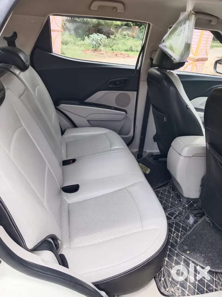 Mahindra Xuv300 2019 Diesel 120000 Km Driven