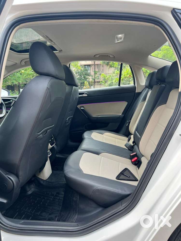 Skoda Slavia 1.0 Tsi Style At, 2023, Petrol