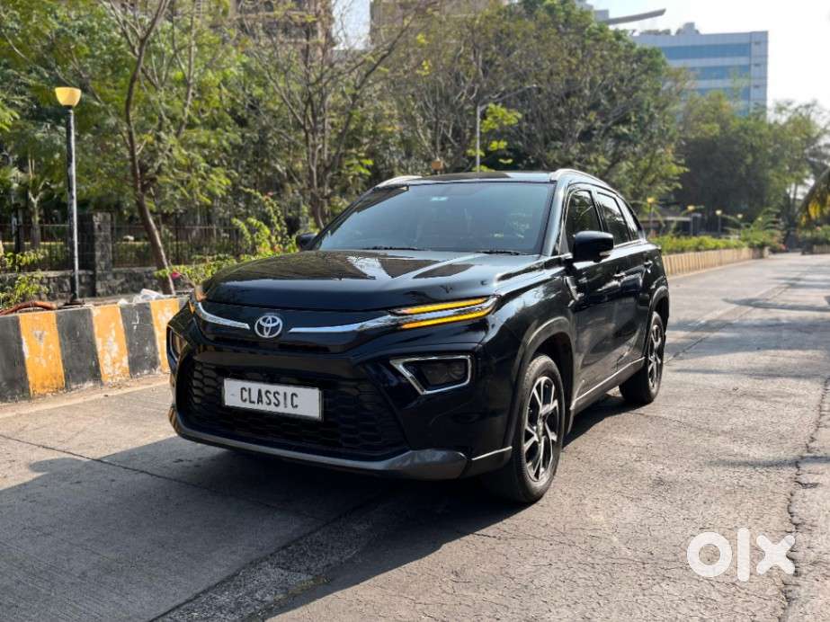 Toyota Urban Cruiser Hyryder 1.5 V Hybrid, 2024, Petrol