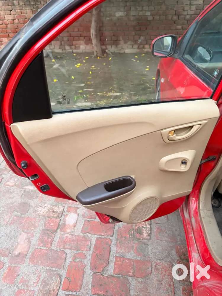 Honda Brio Petrol 2012