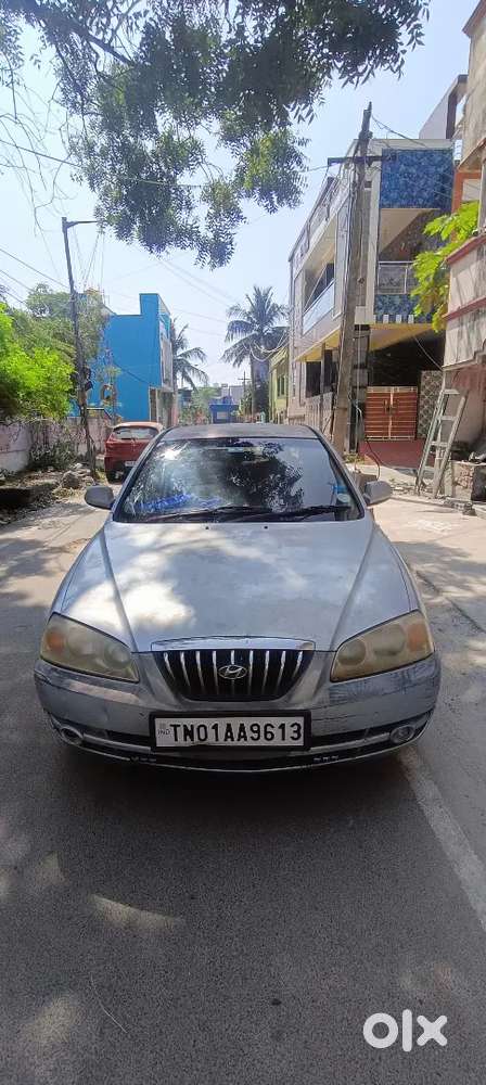 Hyundai Elantra 2006 Petrol 98000 Km Driven