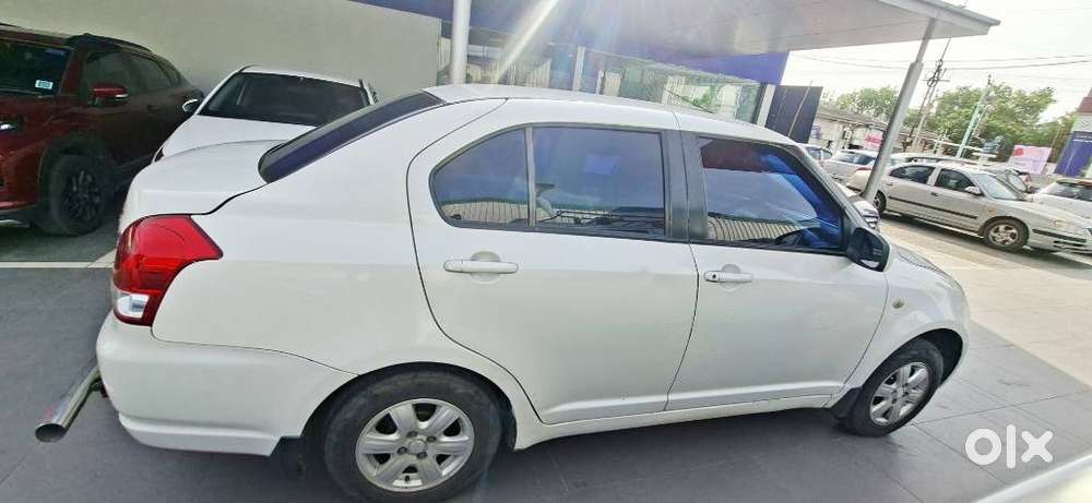 Maruti Suzuki Dzire 1.2 Vxi, 2010, Petrol