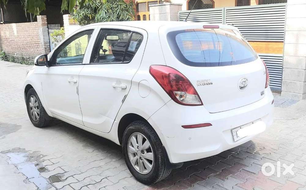 Hyundai I20 Sportz Plus, 2014, Petrol