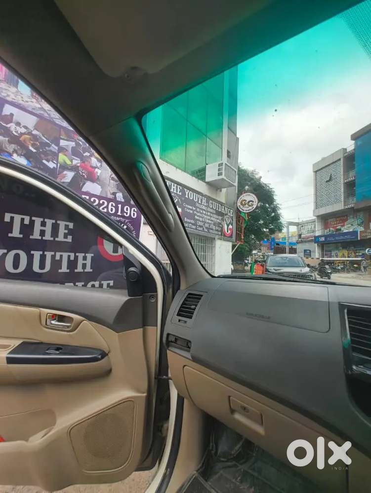 Toyota Fortuner 3.0 At 2014