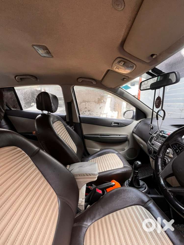 Hyundai I20 2013 Cng & Hybrids 145000 Km Driven