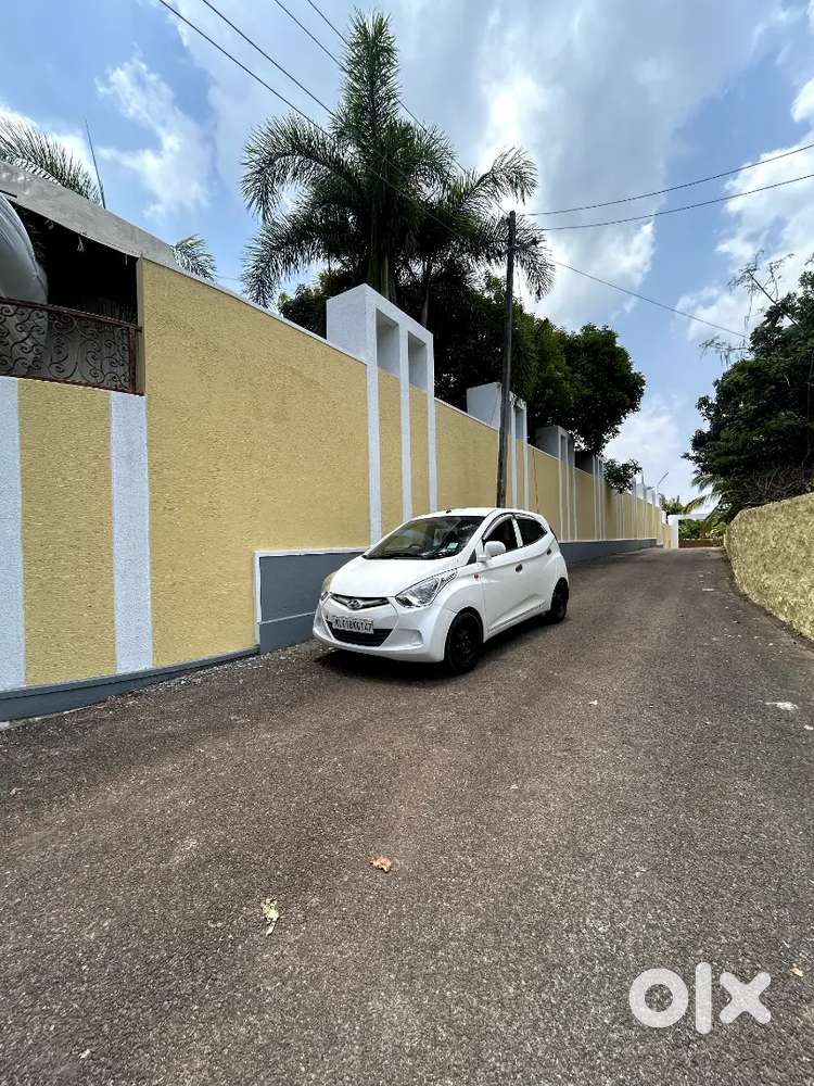 Hyundai Eon 2013 Petrol Well Maintained