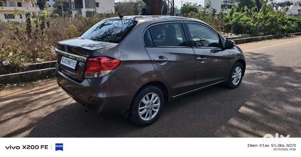 Honda Amaze 2013 Diesel Well Maintained