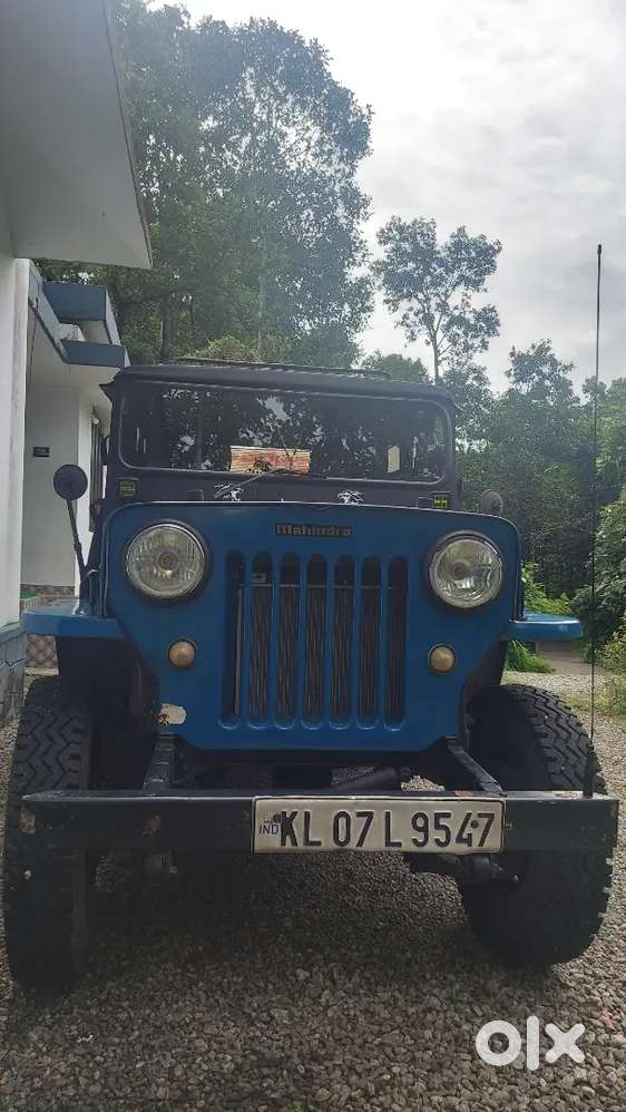 Mahindra Jeep 1996
2 Wheel Drive (4+1 Gear)