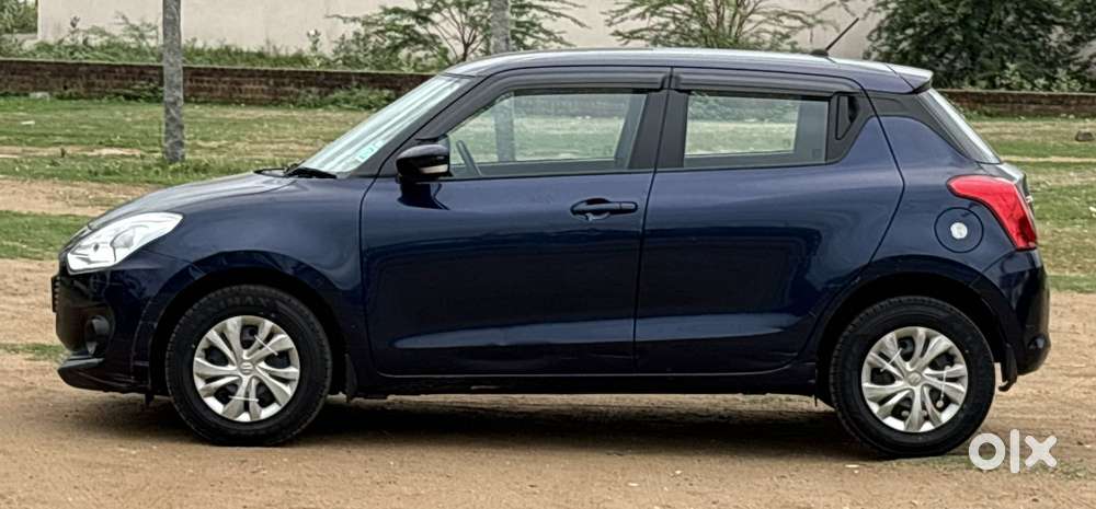 Maruti Suzuki Swift Vxi + Manual, 2020, Petrol