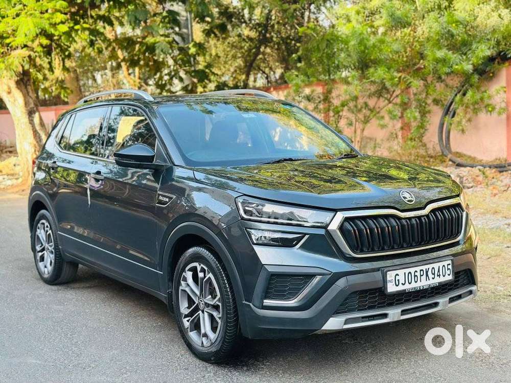 Skoda Kushaq 1.0 Tsi Style At (6 Airbags), 2022, Petrol