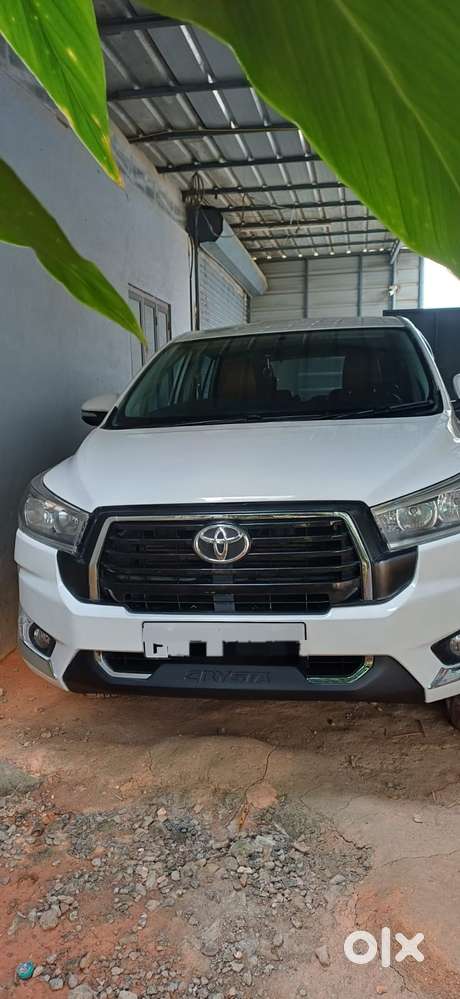 Toyota Innova Crysta 2.4 G Mt, 2017, Diesel