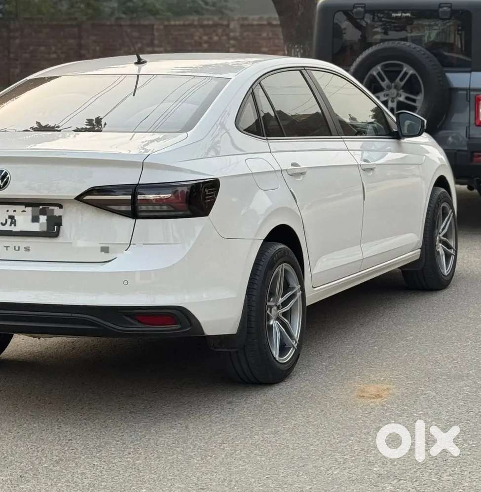 Volkswagen Virtus 2023 Petrol 18000 Km Driven