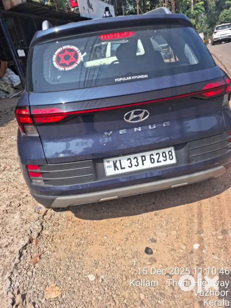 Well Maintained Well Serviced Car 2022 Model Hyundai Venue Car