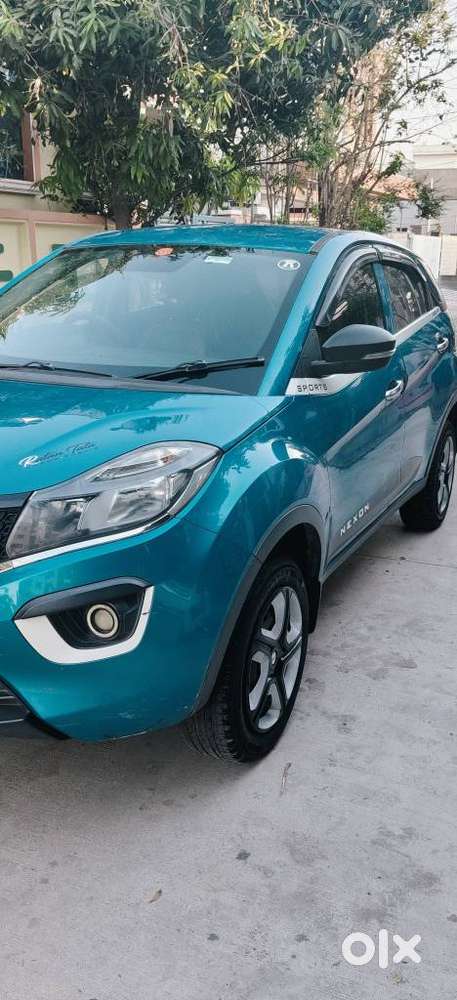 Tata Nexon 1.2 Revotron Xm (s), 2018, Petrol
