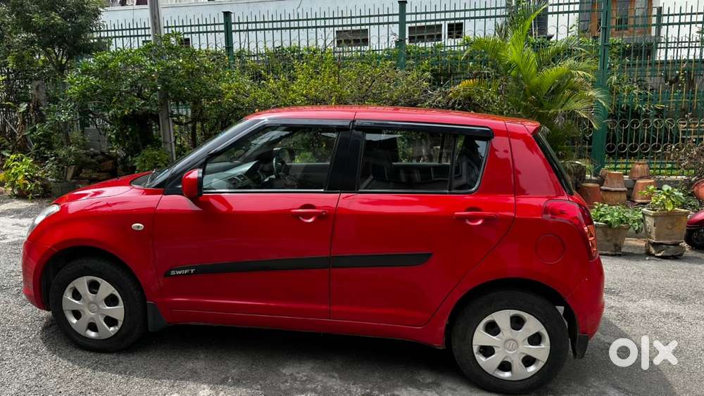 Maruti Suzuki Swift Petrol 2010