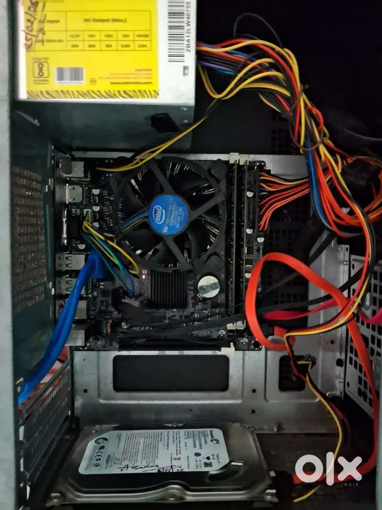 Desktop  i5 4th gen  16b  ram 256gb ssd  21 inch monitor