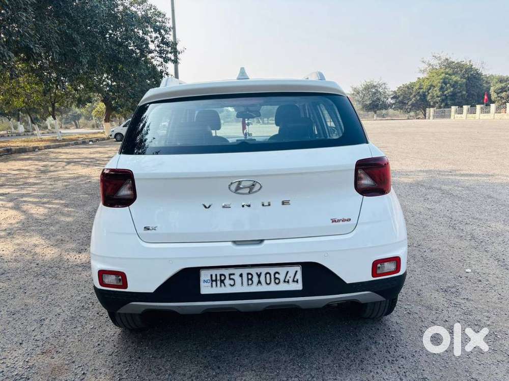 Hyundai Venue Sx Plus Turbo Dct, 2019, Petrol