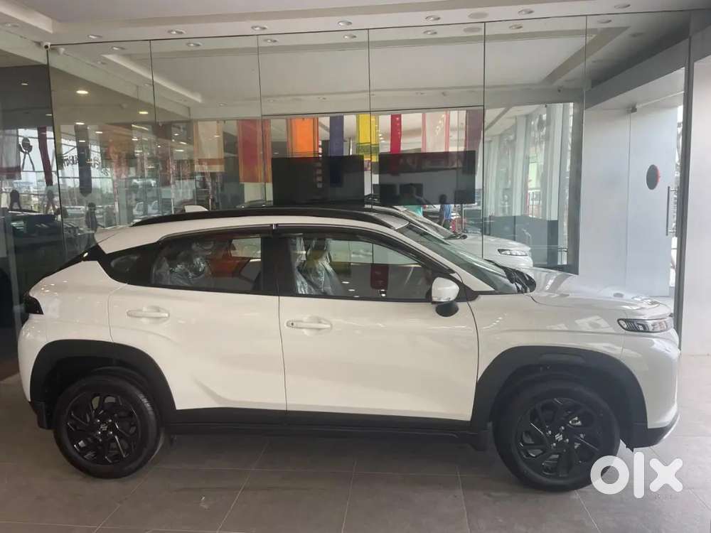 Maruti Suzuki Fronx 2025 Petrol 22000 Km Driven