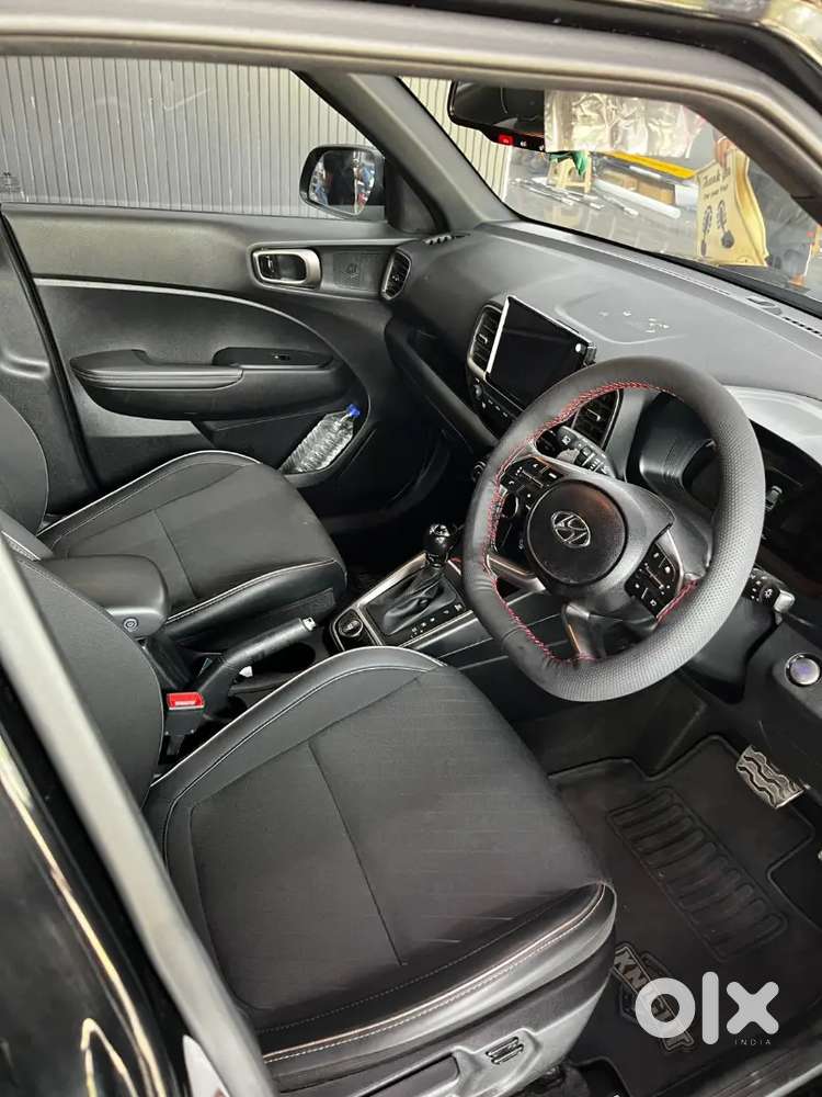 Hyundai Venue 2024 Petrol 12000 Km Driven
