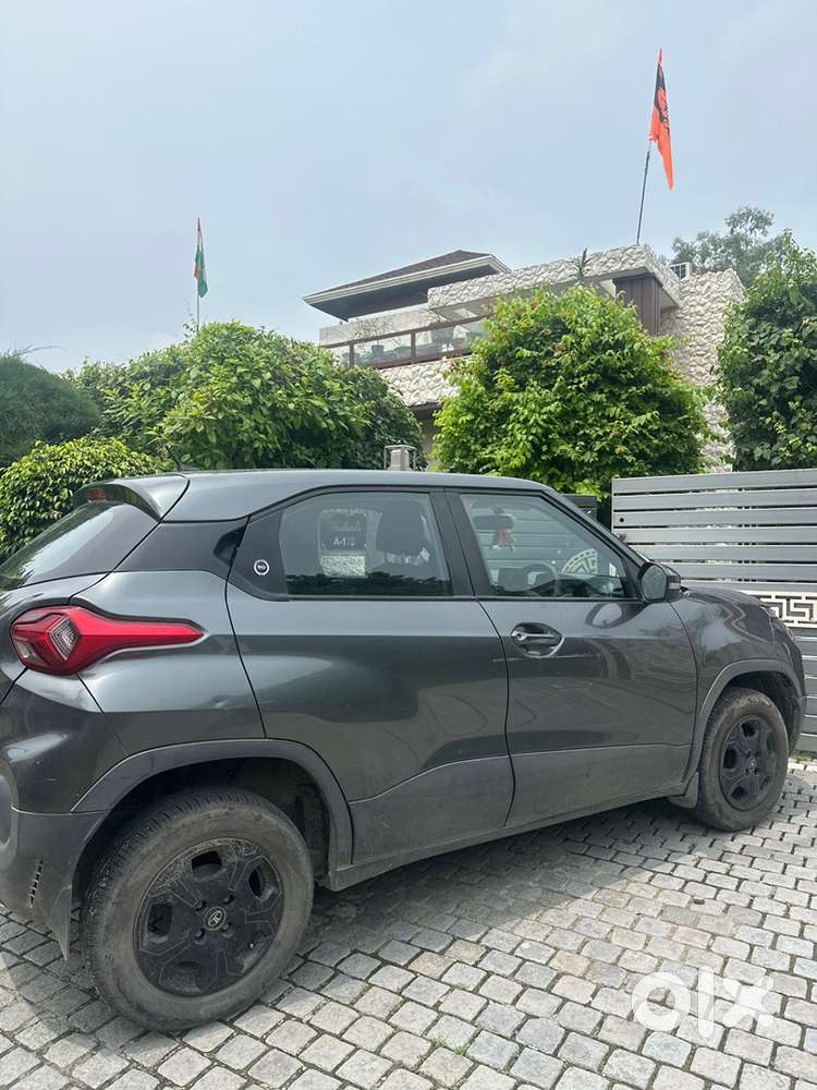 Tata Punch Petrol 2024
