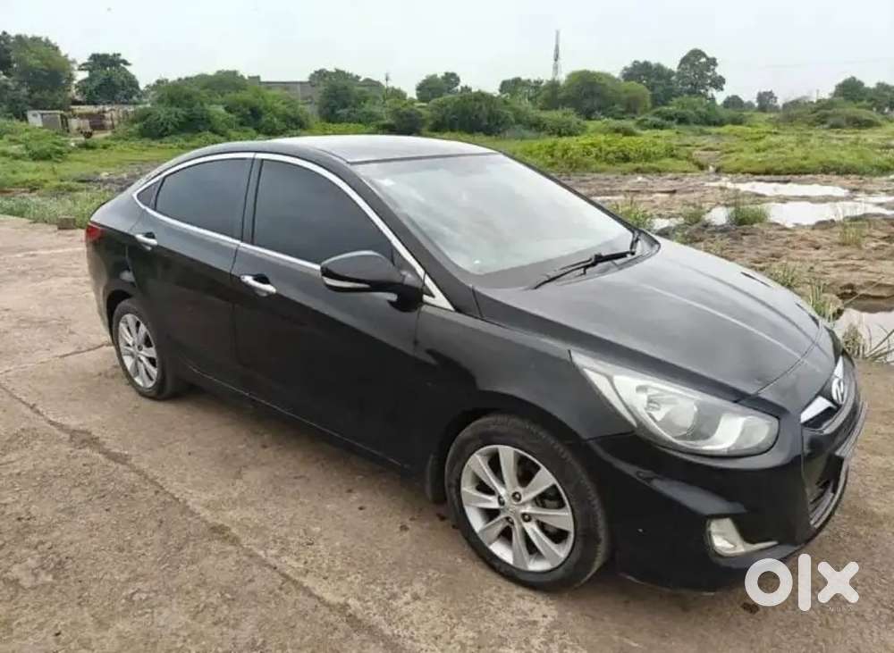 Hyundai Verna Crdi 2012