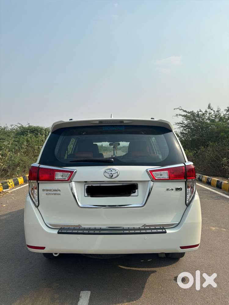 Toyota Innova Crysta 2.4 V 7 Str, 2018, Diesel