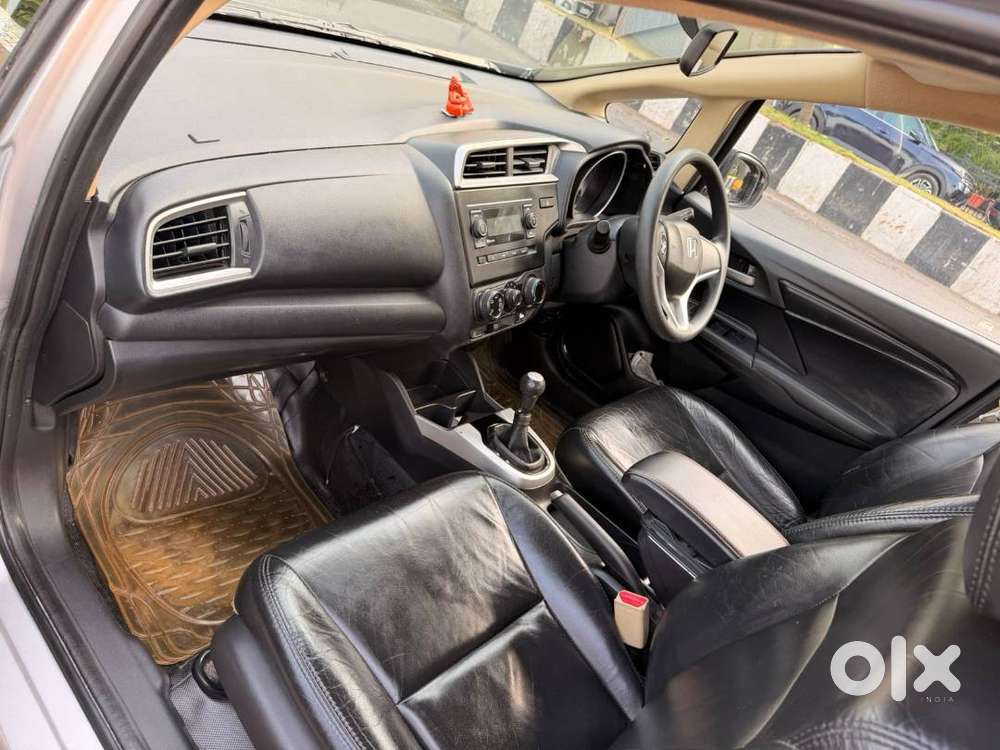 2016 Honda Jazz 24000 Km Driven Petrol Manual 1 Own Mint Condition