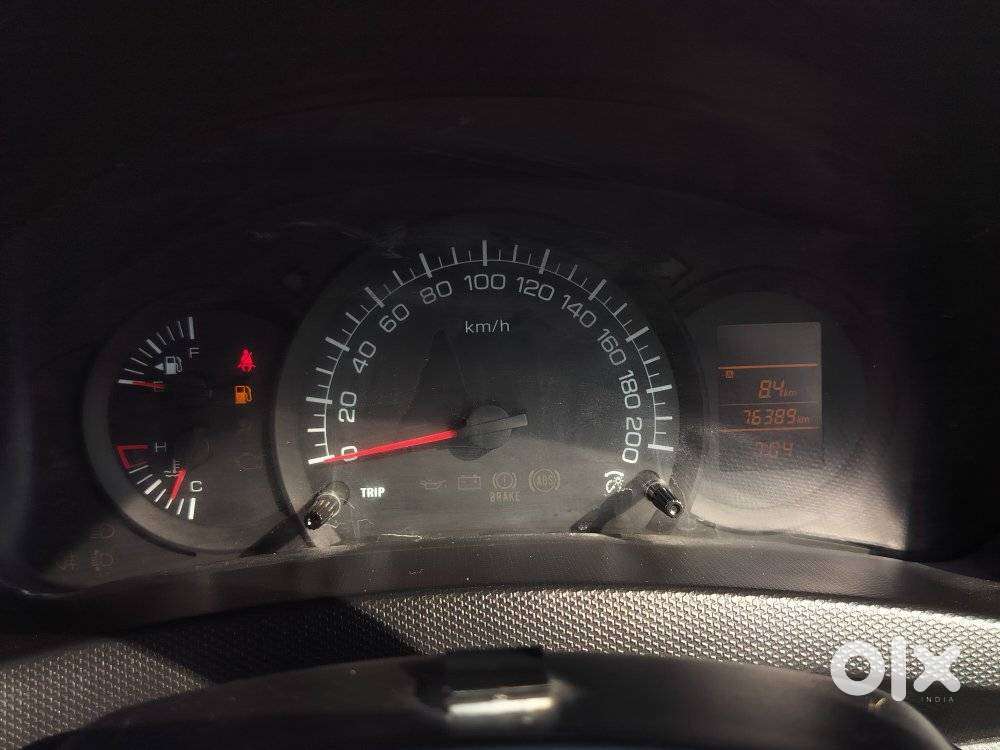 Maruti Suzuki Swift Lxi Optional-o, 2017, Petrol