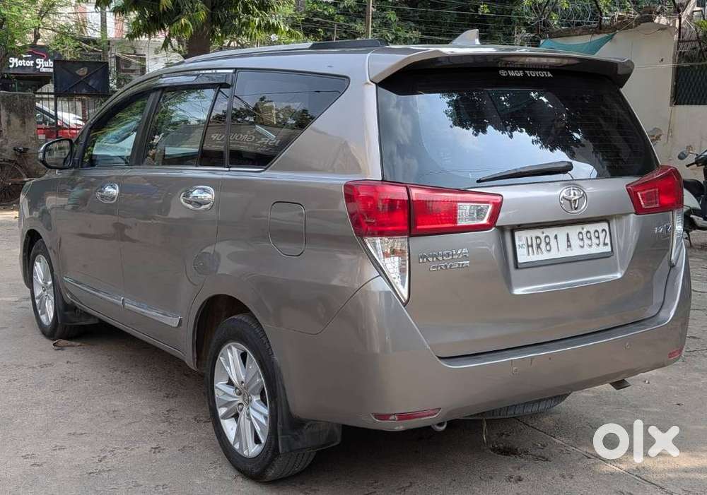 Toyota Innova Crysta [2020-ongoing] 2.7 Zx At 7 Str, 2019, Petrol