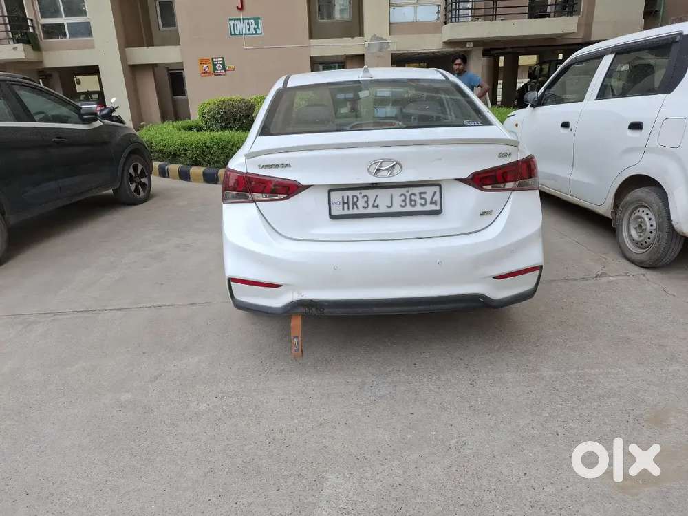 Hyundai Verna Sx 2018 Diesel Manual 200000 Km Driven
