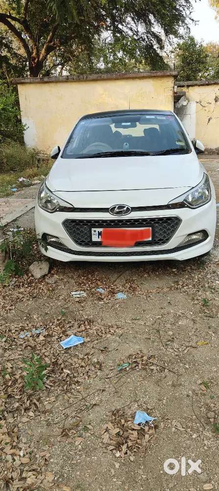Hyundai Elite I20 Diesel Asta 2015 Button Start Key Less Entry