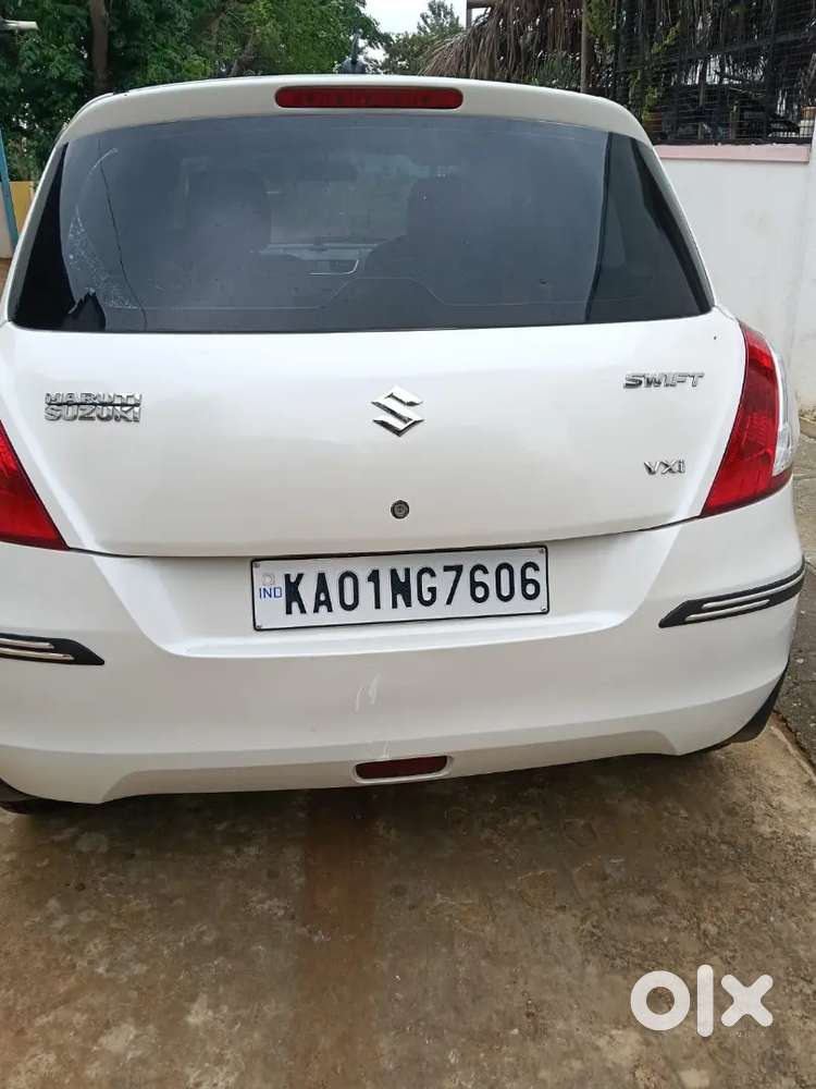 Maruti Suzuki Swift 2015 Vxi Optional