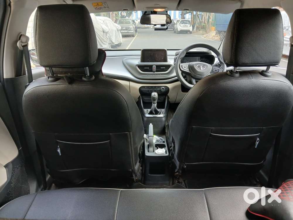 Tata Altroz 1.2 Xt, 2022, Petrol