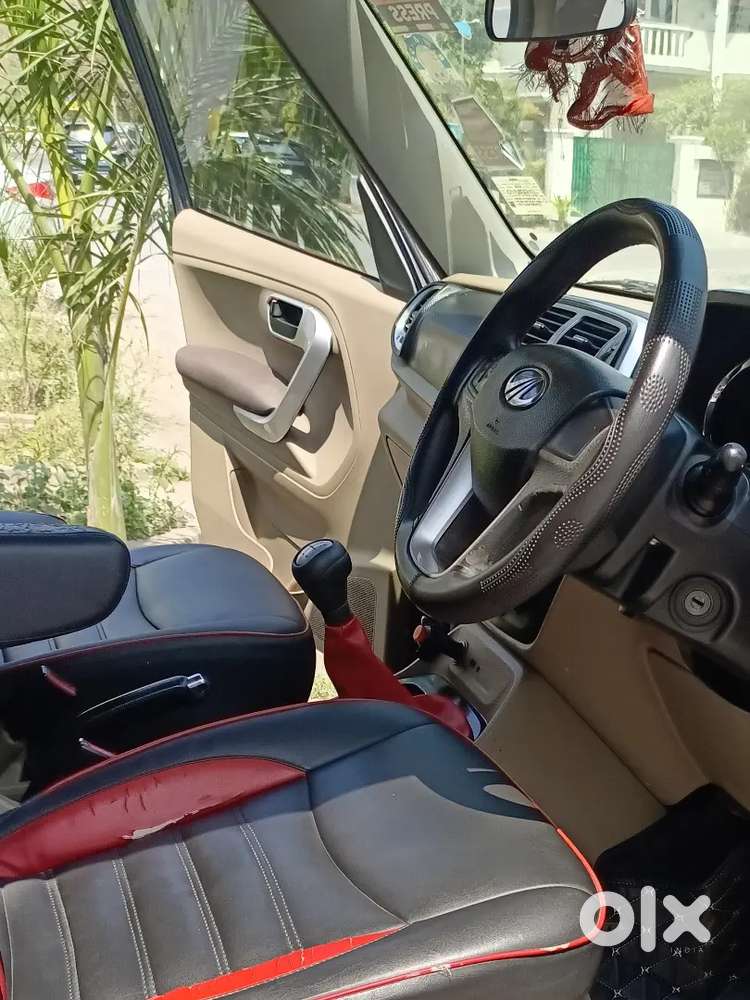 Mahindra Tuv 300 2017