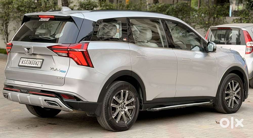 Mahindra Xuv700 2.0 Ax 7 Petrol At Str, 2022, Petrol