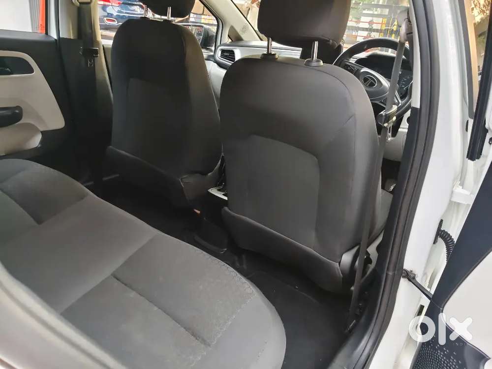 Tata Altroz Xm Plus S Petrol 2024