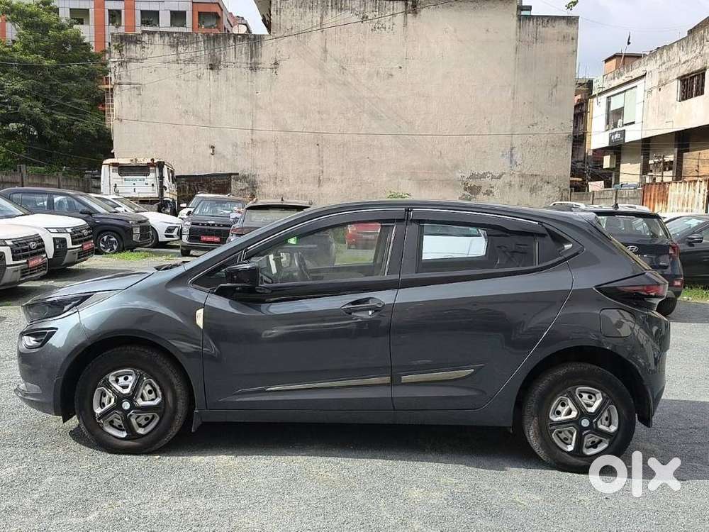 Tata Altroz 1.2 Xe Plus Petrol, 2021, Petrol