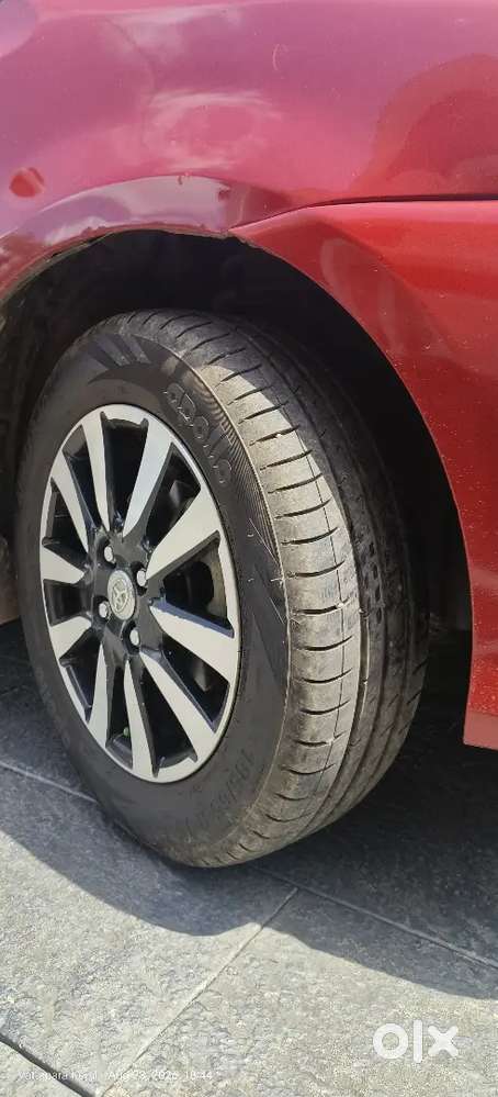 Toyota Etios Liva 2018 Dual Tone