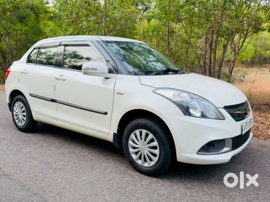 Maruti Suzuki Dzire 1.2 Vxi, 2016, Petrol