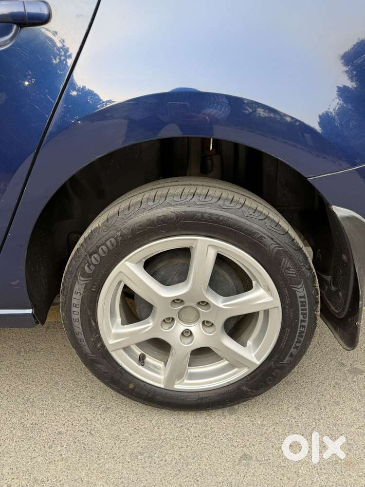 Volkswagen Vento 2010-2013 Ipl Ii Petrol Highline At, 2013, Petrol