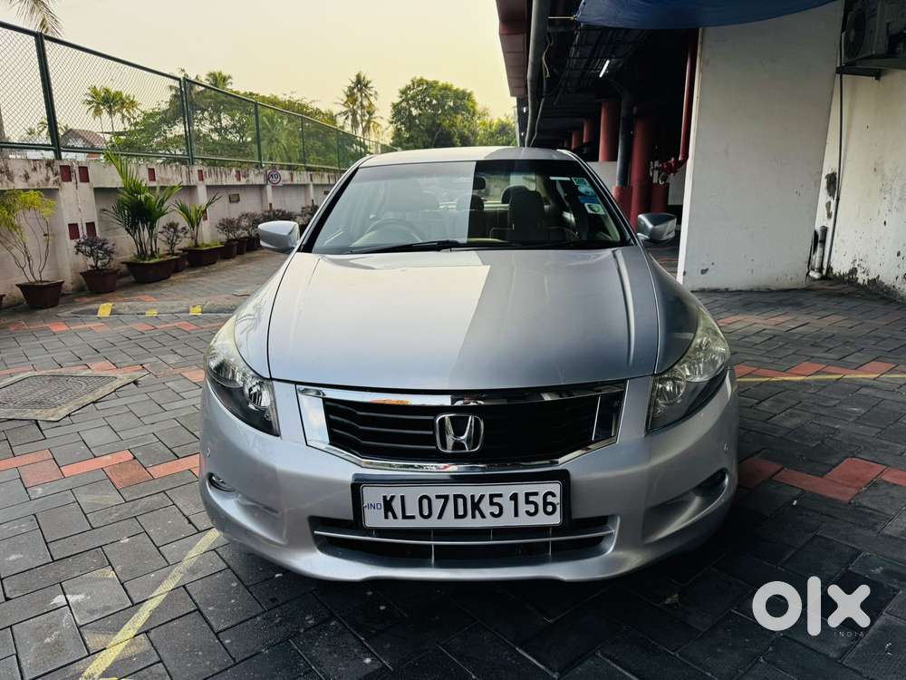 Honda Accord 2.4 Manual, 2011, Petrol