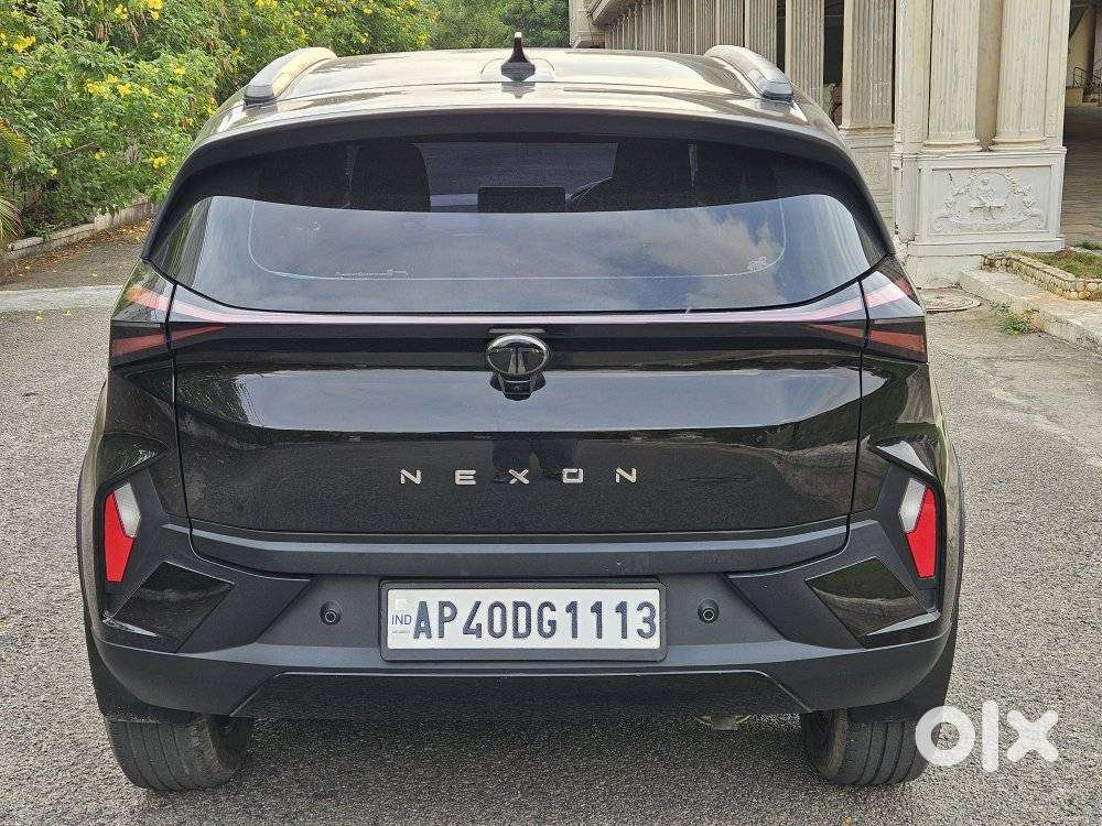 Tata Nexon Creative Plus 1.2 Petrol 6mt Dark Edition, 2024, Petrol