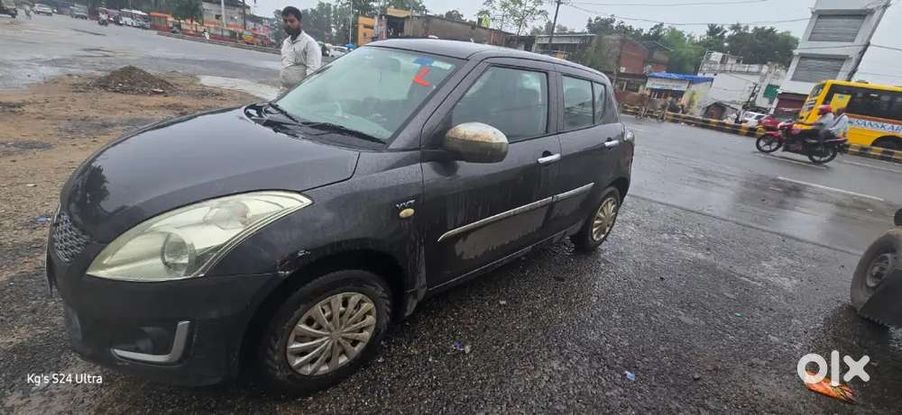 Maruti Suzuki Swift Lxi 2016