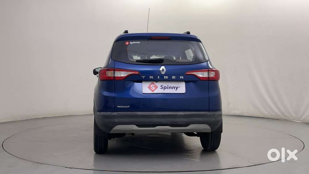 Renault Triber Rxz, 2023, Petrol