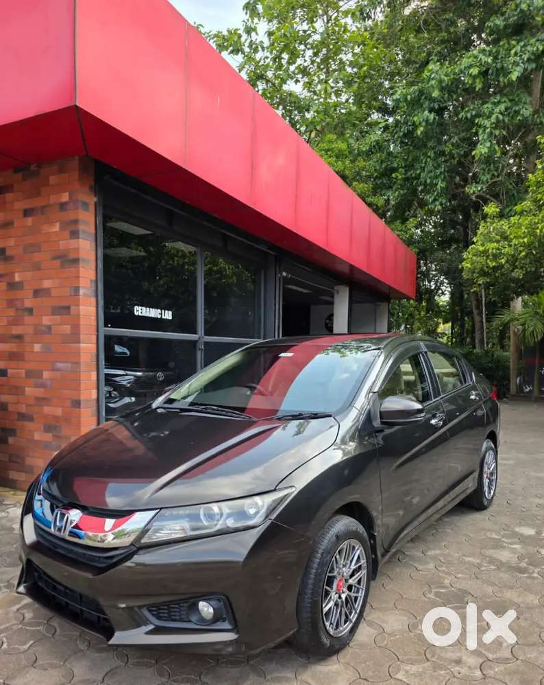 Honda City 2016 Petrol Good Condition Doctor Owned