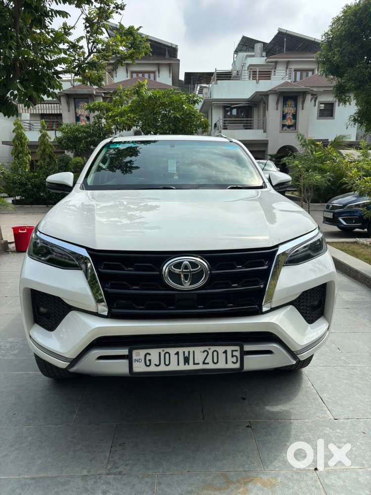 Toyota Fortuner 4x2 At 2.8 Diesel, 2023, Diesel