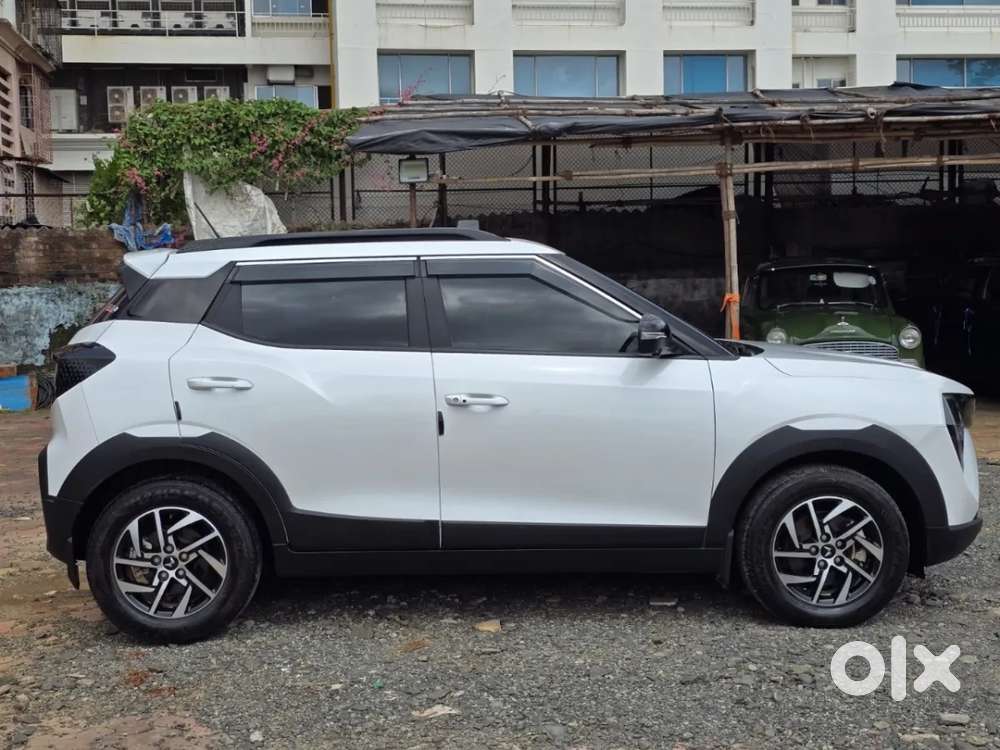 Mahindra Xuv 3xo Ax5l 1.2 Petrol At, 2025, Petrol