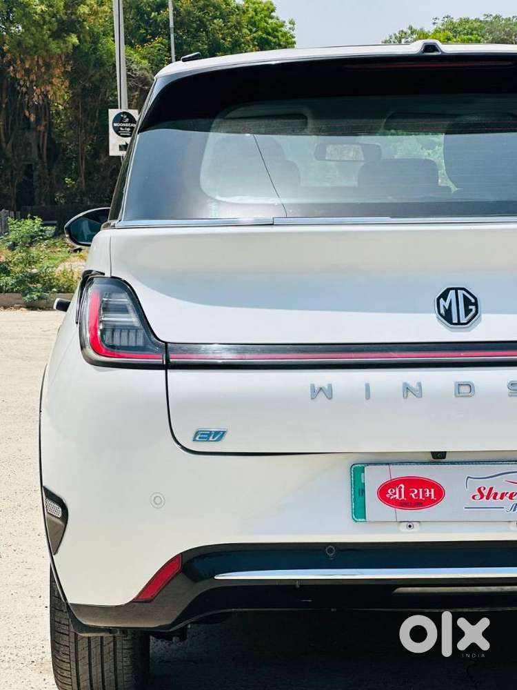 Mg Windsor Ev Essence, 2024, Electric