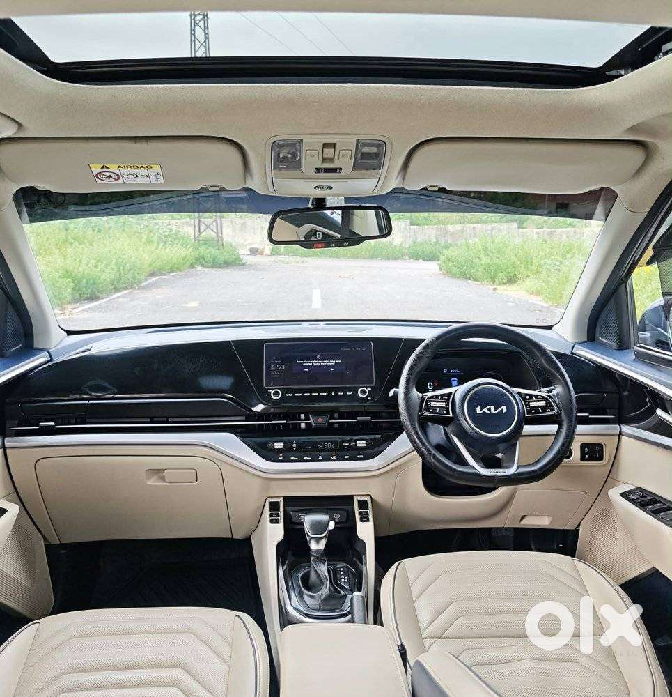 Kia Carens Luxury (o)1.5 Diesel At 7 Str, 2023, Diesel